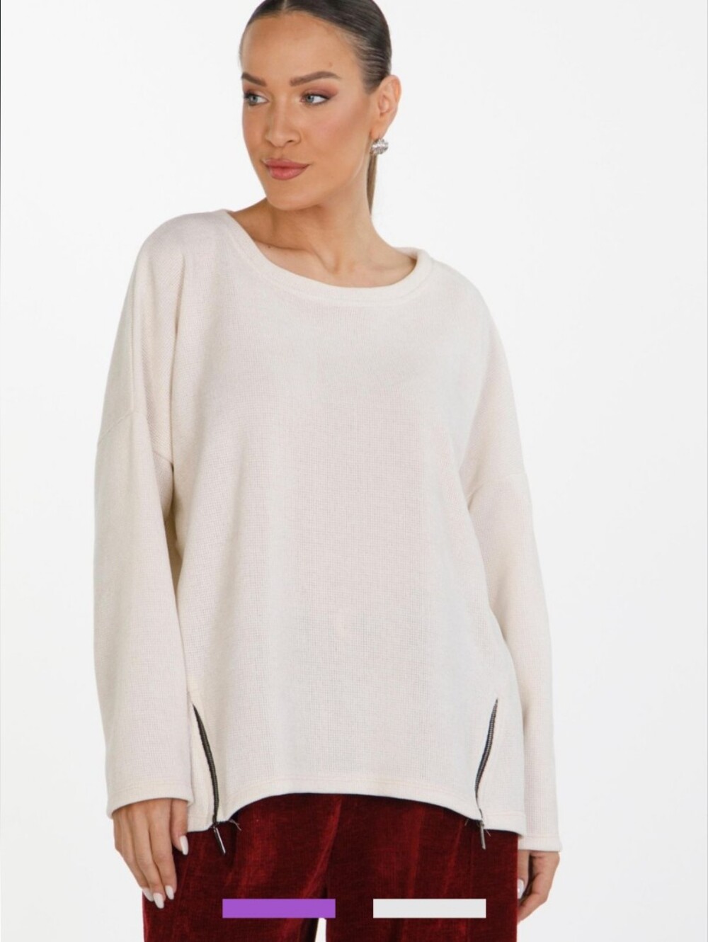 bar lll women's cream colored sweater with zipper size, long sleeve, size XS